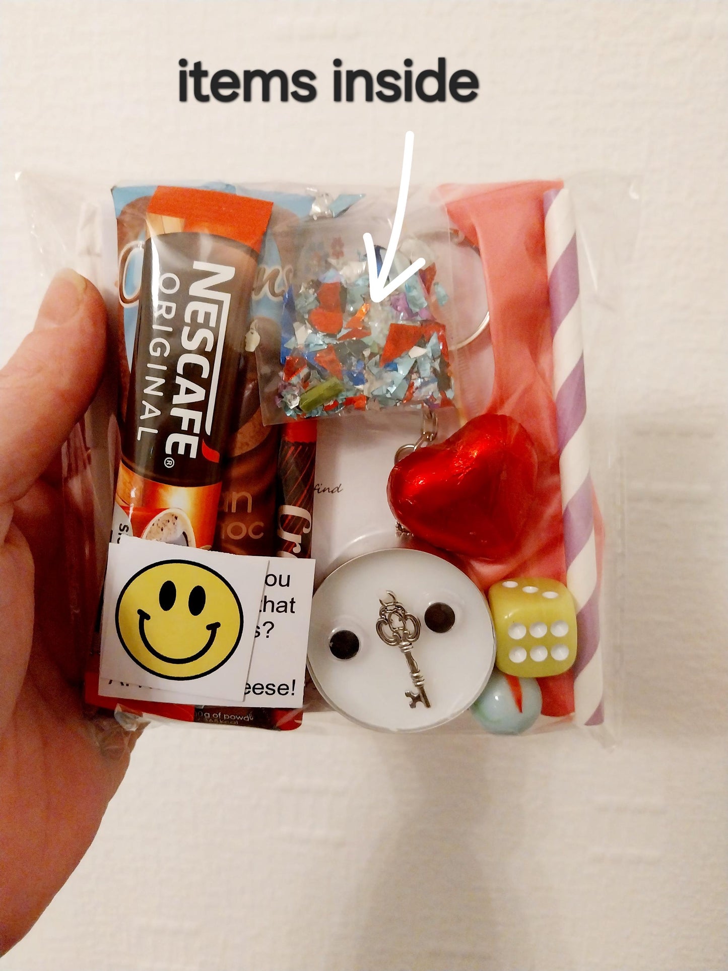 Personalised 21st Birthday Survival Kit Gift, a Fun, Novelty, Present With Keepsake Keyring Also Included, Greeting Card Alternative, Unisex